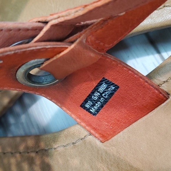 Ugg Australia Women T strap Leather Thong Sandals Flats shoes sz 10 - Picture 7 of 11